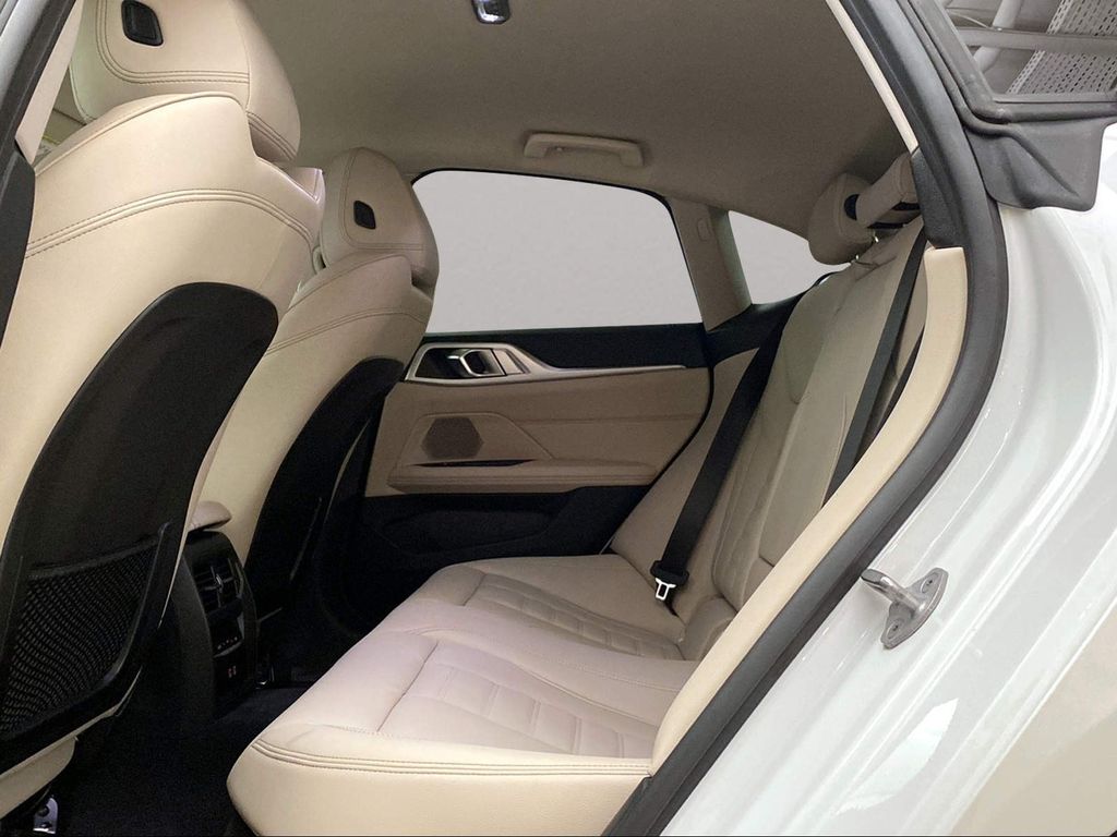 BMW i4 2022