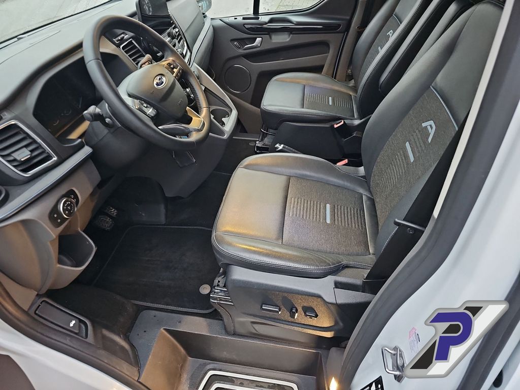 Ford Tourneo Custom 2022