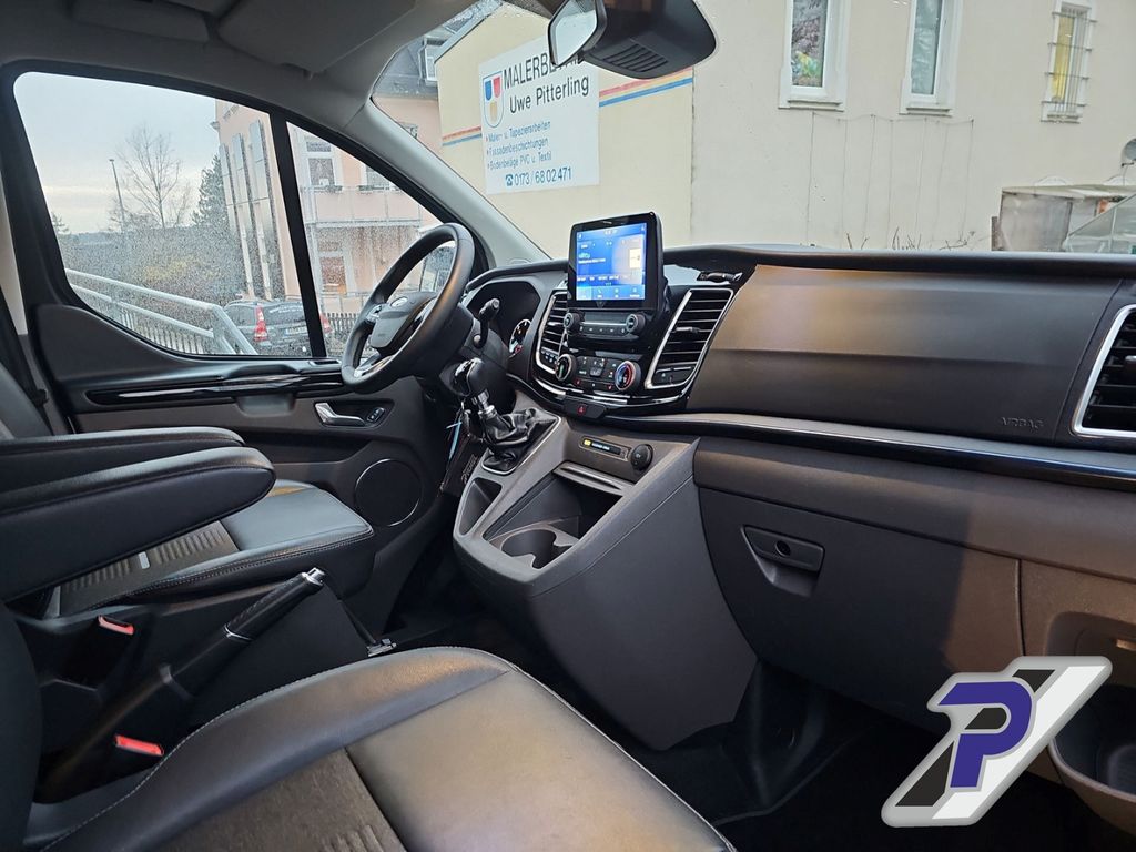 Ford Tourneo Custom 2022