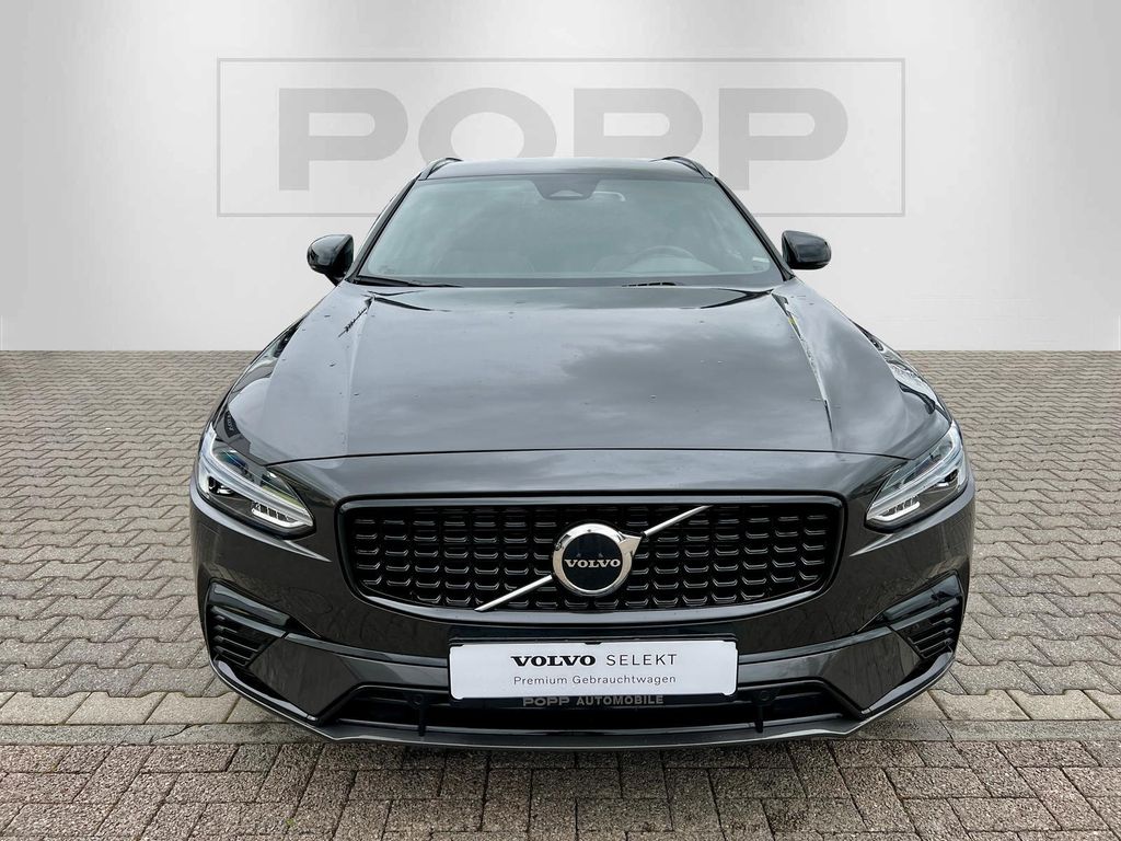 Volvo V90 2023