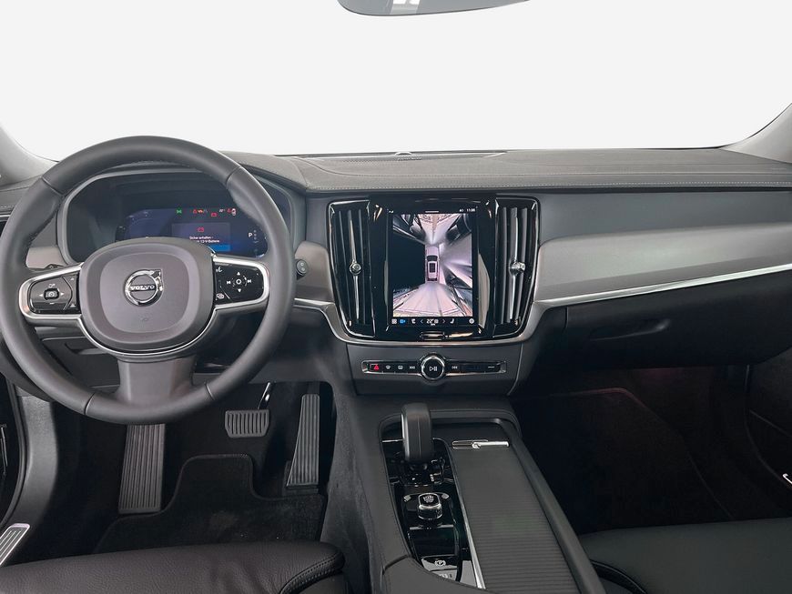 Volvo V90 2024