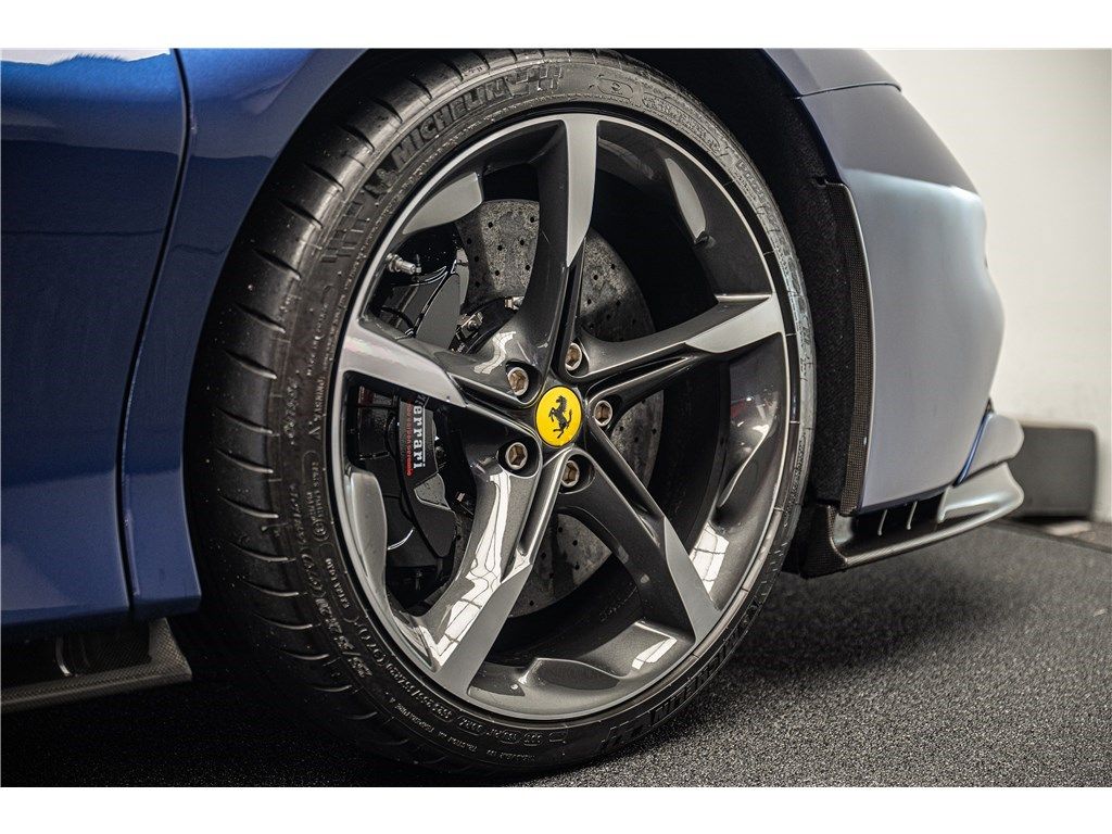 Ferrari SF90 2024