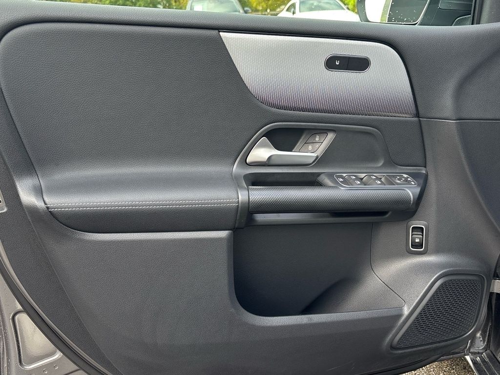 Mercedes-Benz B 250 2021