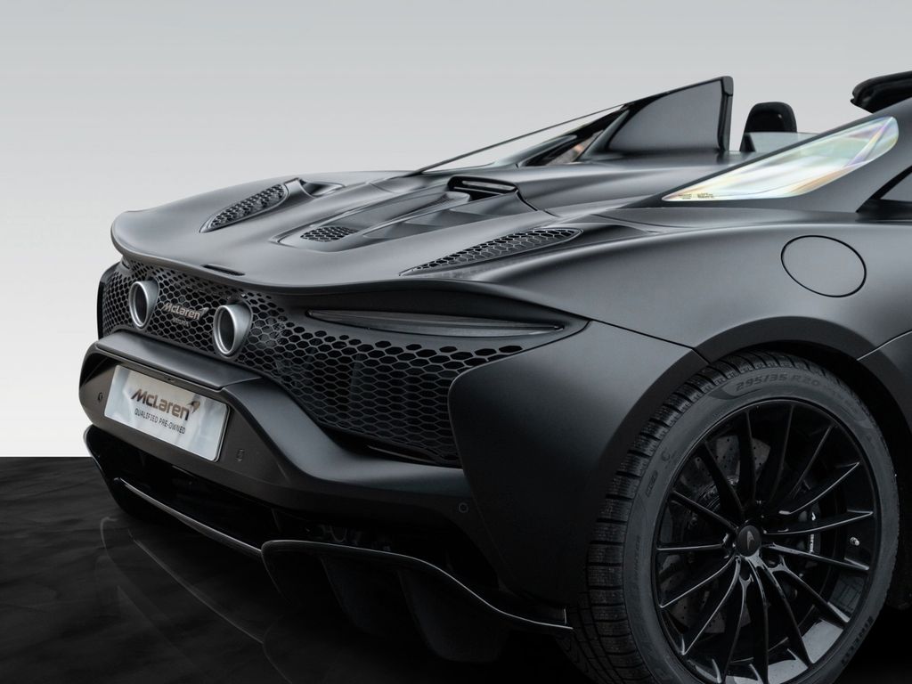 McLaren Artura 2025