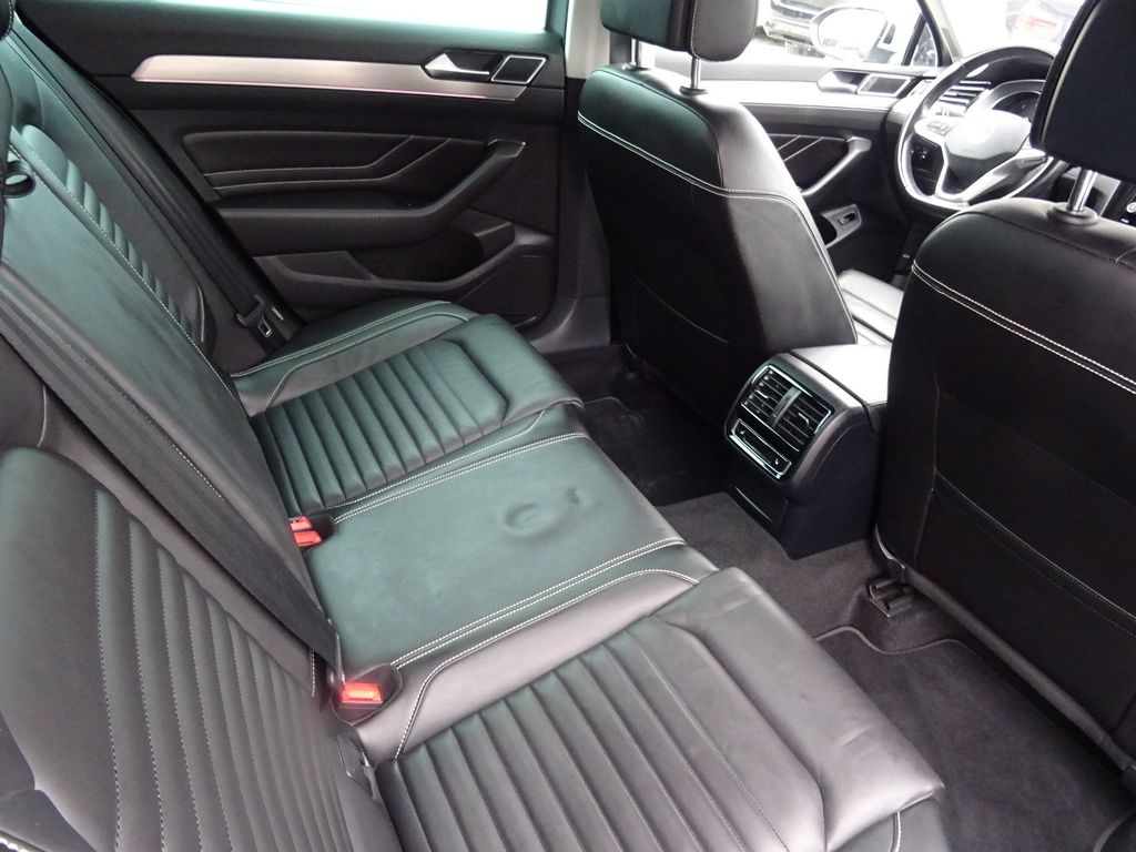 Volkswagen Passat Variant 2021