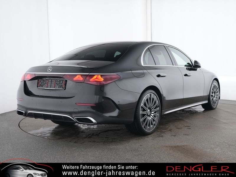 Mercedes-Benz E 220 2025