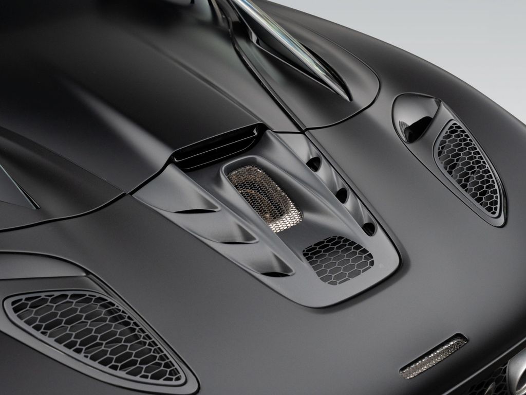 McLaren Artura 2025