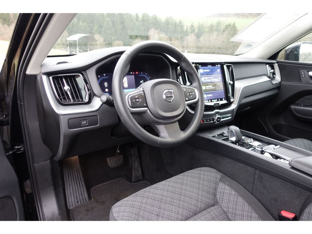 Volvo XC60 2022