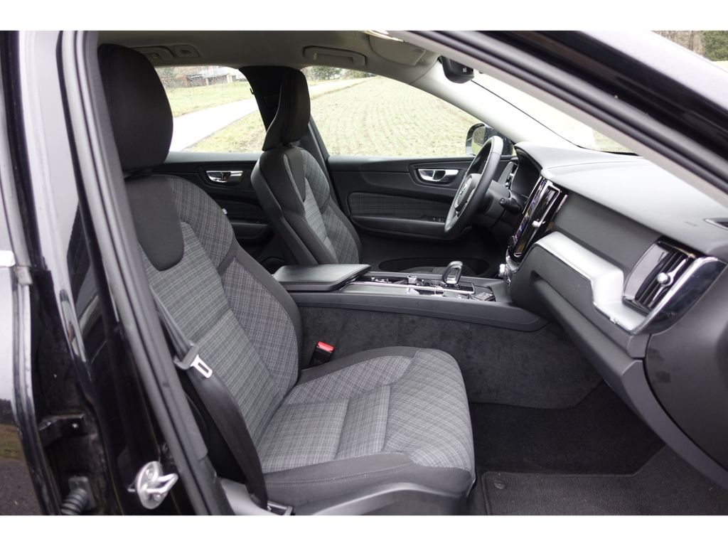 Volvo XC60 2022