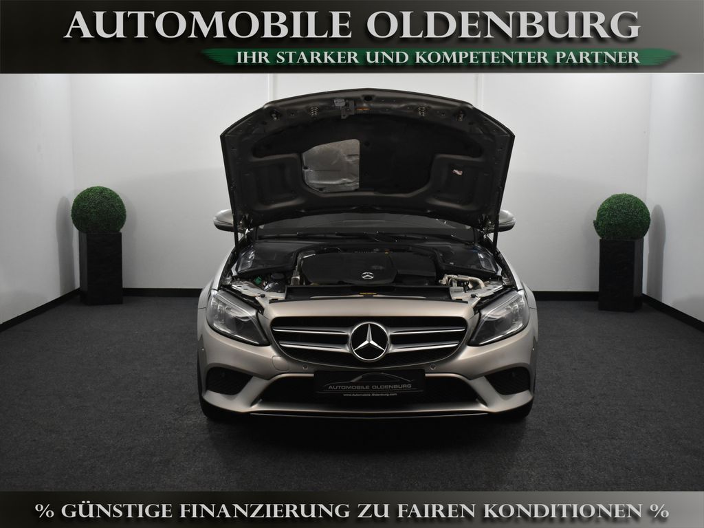 Mercedes-Benz C 300 2021
