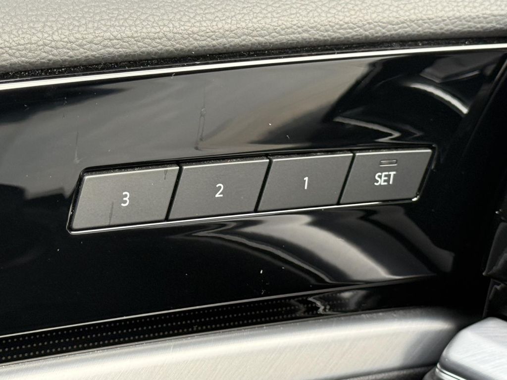 Volkswagen Touareg 2021