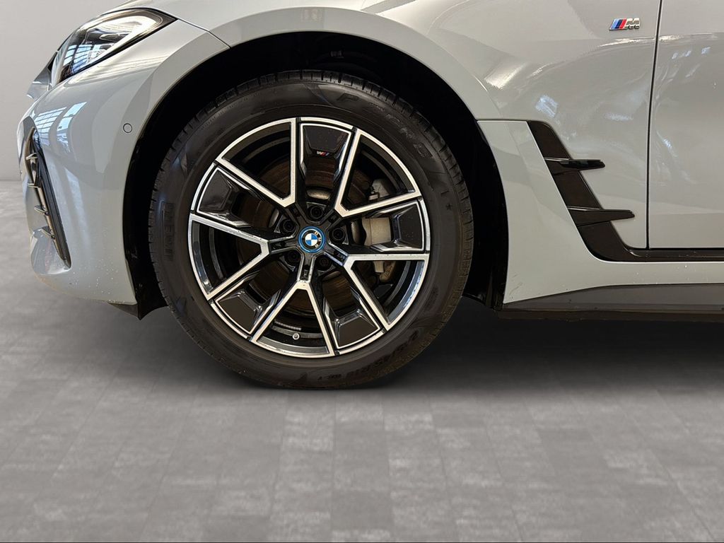 BMW i4 2023