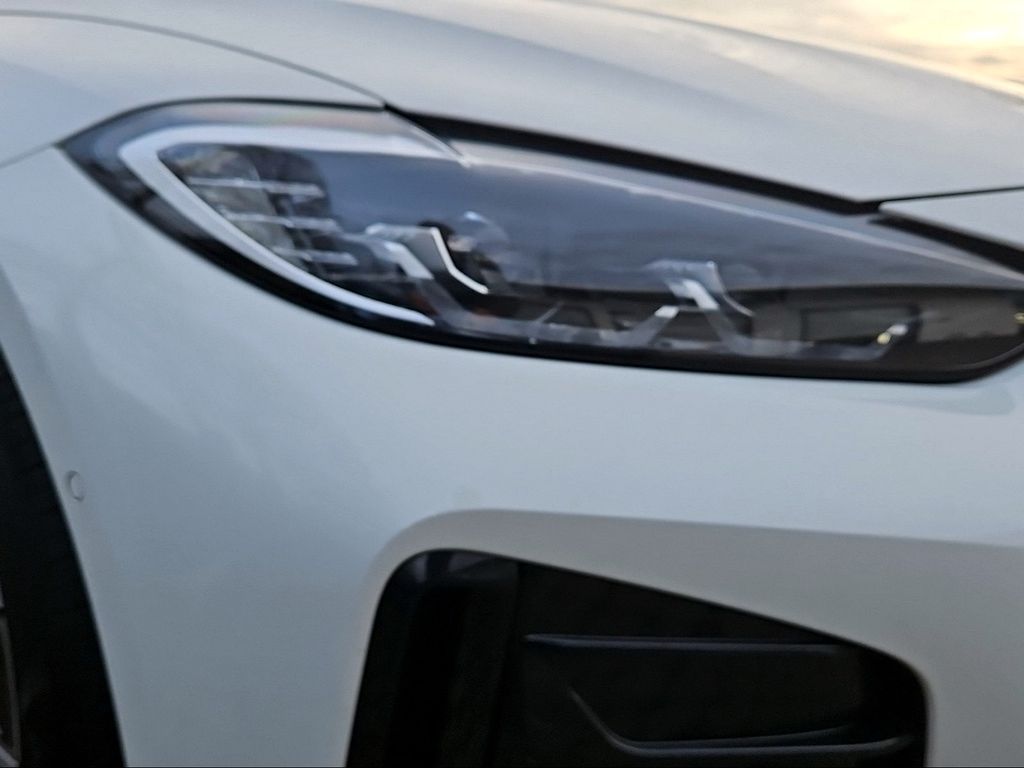 BMW i4 2023