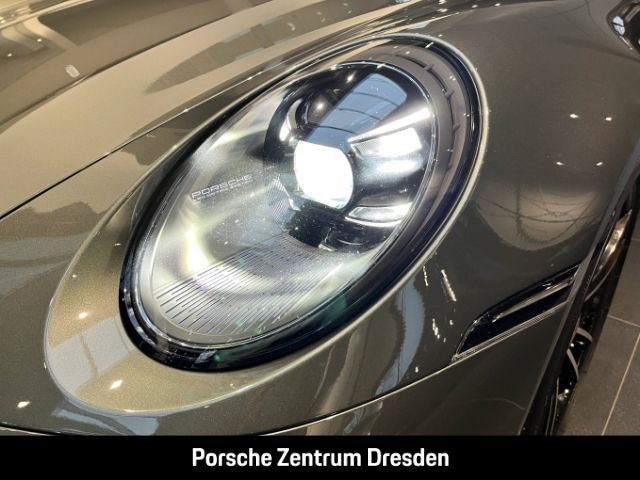 Porsche 992 2021