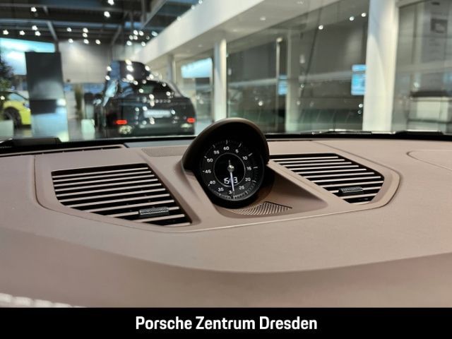 Porsche 992 2021