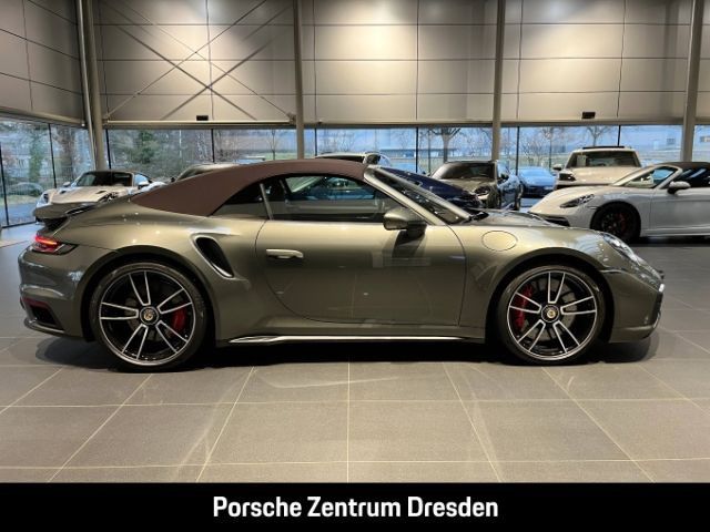 Porsche 992 2021