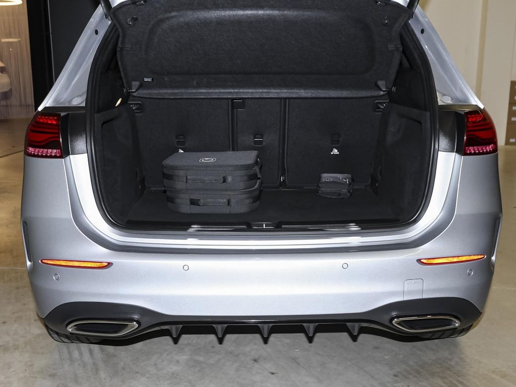 Mercedes-Benz B 250 2025