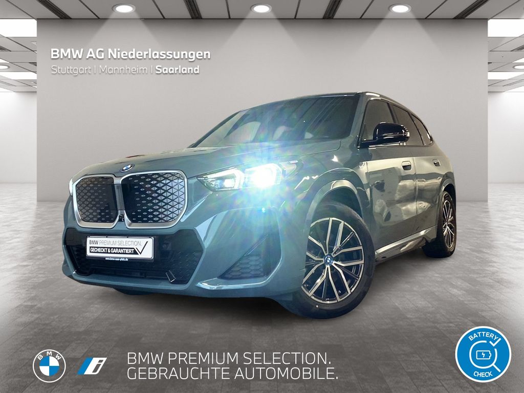 BMW iX1 2024