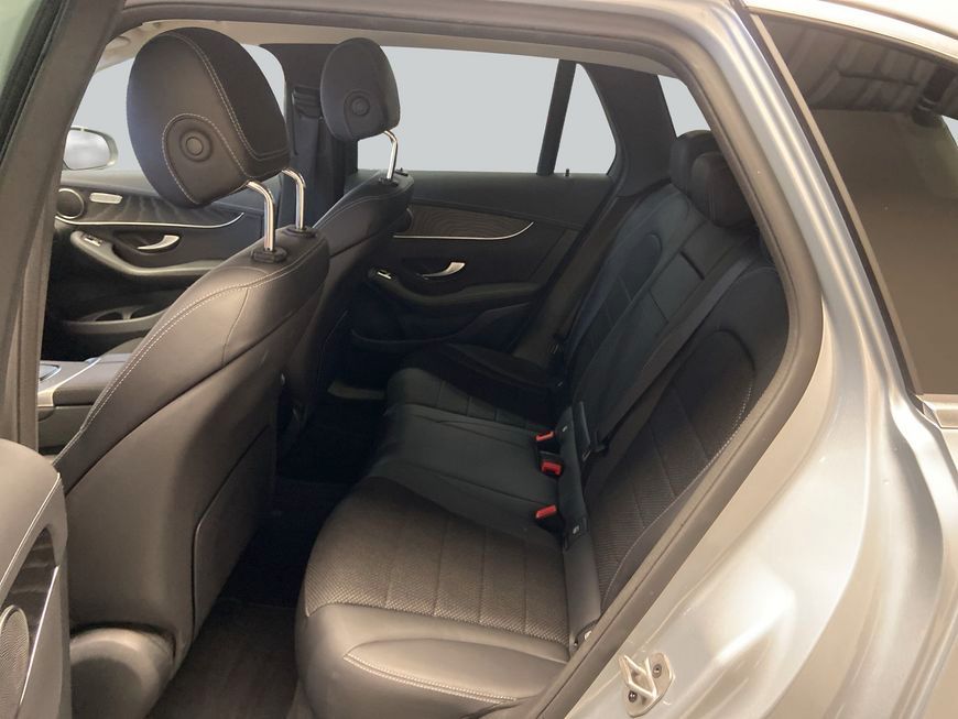 Mercedes-Benz GLC 300 2021