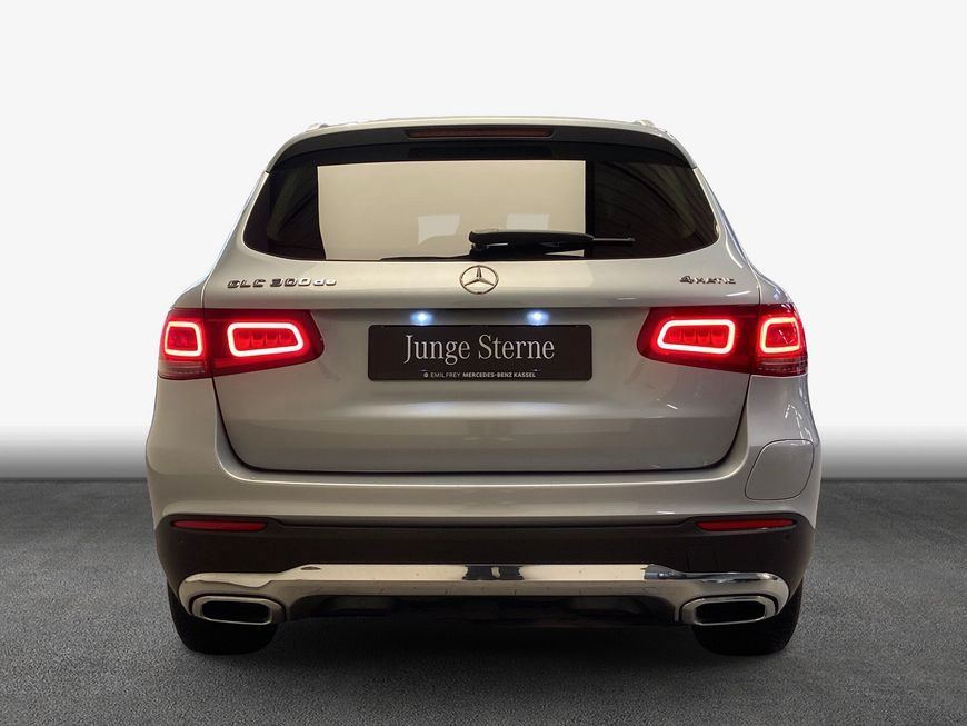 Mercedes-Benz GLC 300 2021