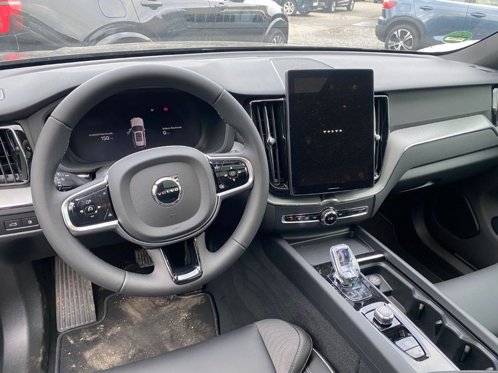 Volvo XC60 2025