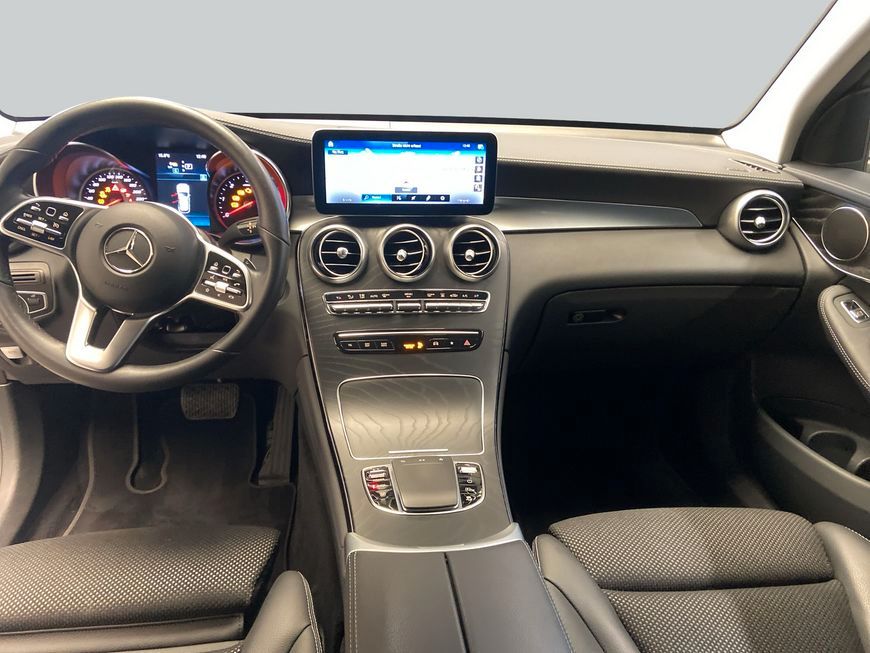 Mercedes-Benz GLC 300 2021