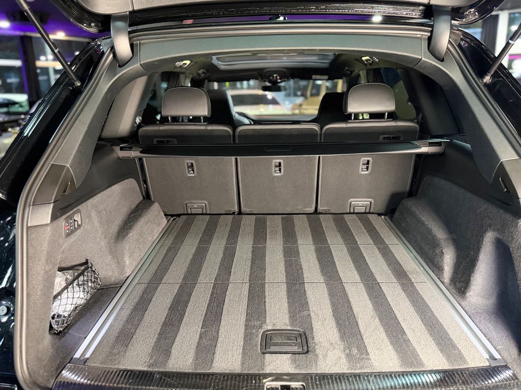 Audi SQ7 2022