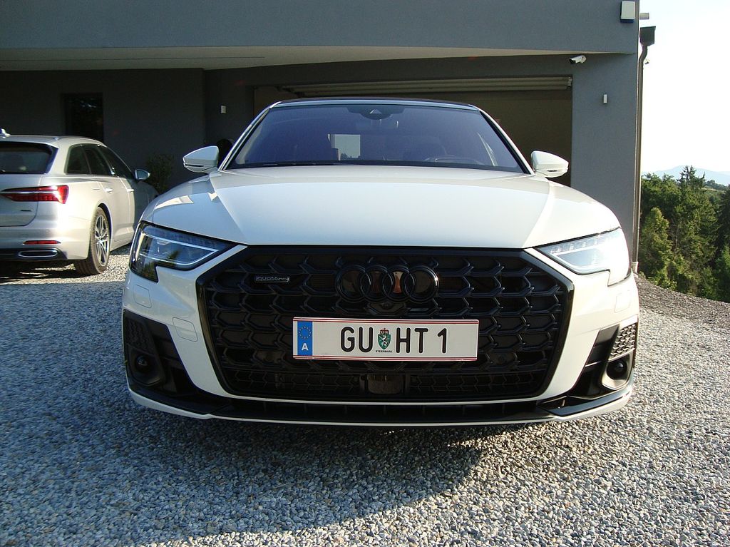 Audi A8 2025