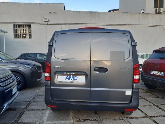 Mercedes-Benz Vito 2021