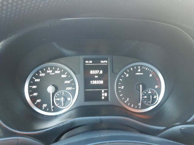 Mercedes-Benz Vito 2021