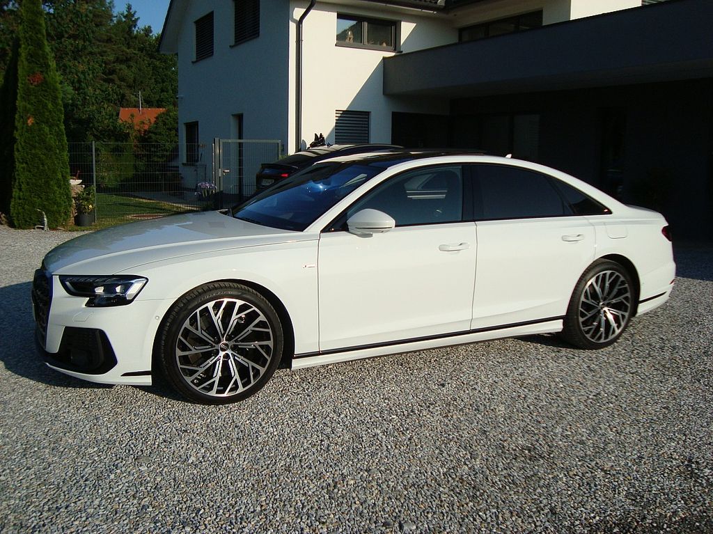 Audi A8 2025