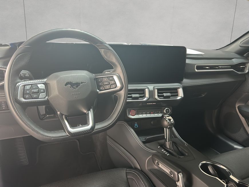 Ford Mustang 2025