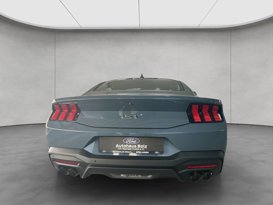 Ford Mustang 2025