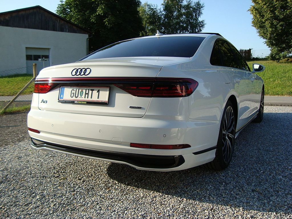 Audi A8 2025