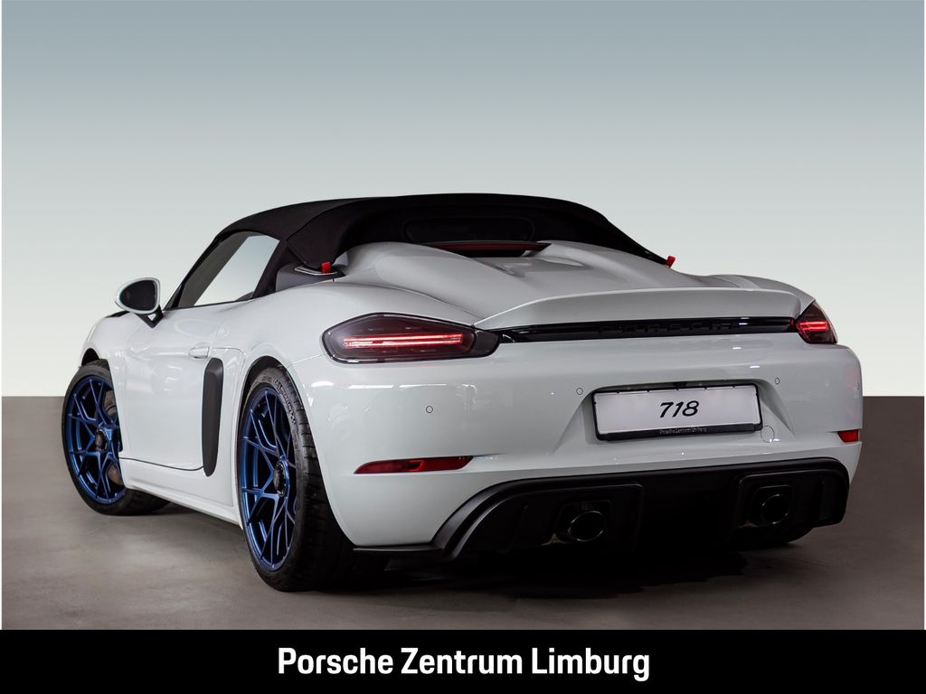 Porsche Boxster 2025