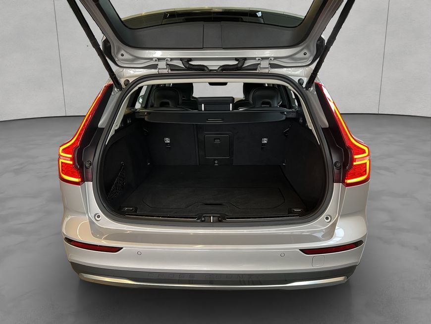 Volvo V60 Cross Country 2024