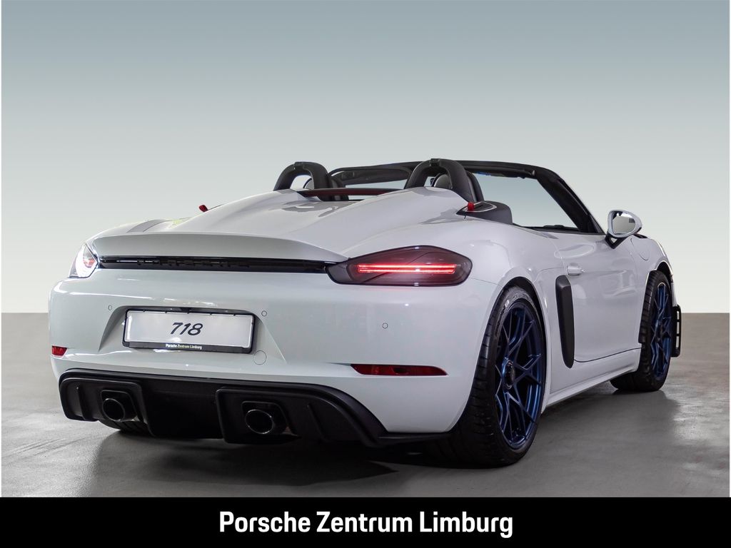 Porsche Boxster 2025