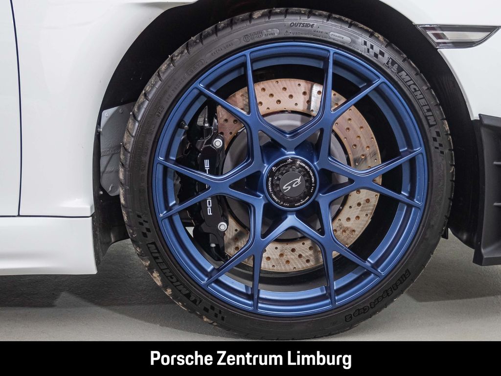 Porsche Boxster 2025