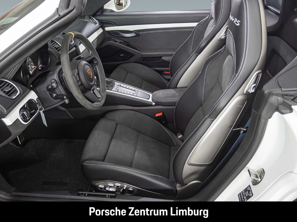Porsche Boxster 2025