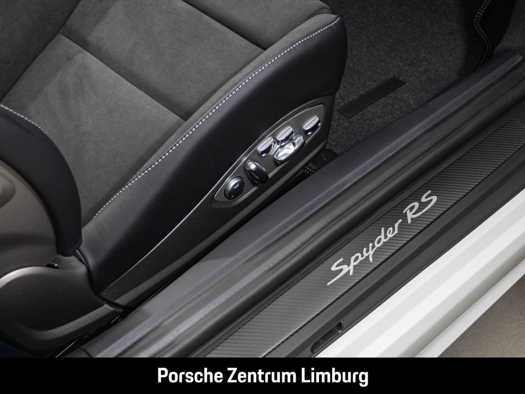 Porsche Boxster 2025