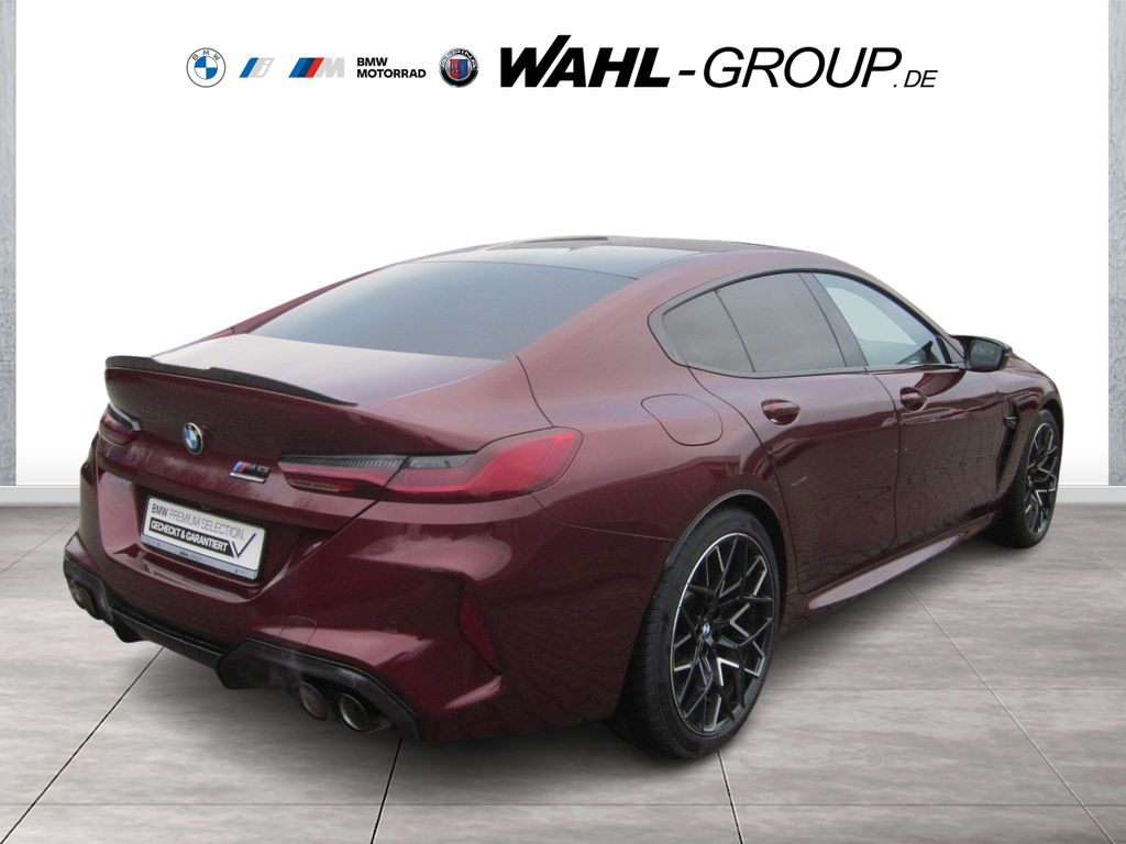 BMW M8 2022