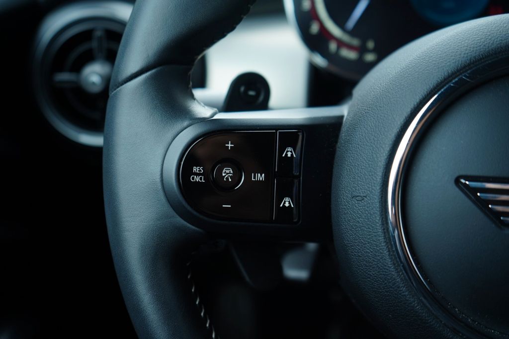 MINI John Cooper Works Cabrio 2022