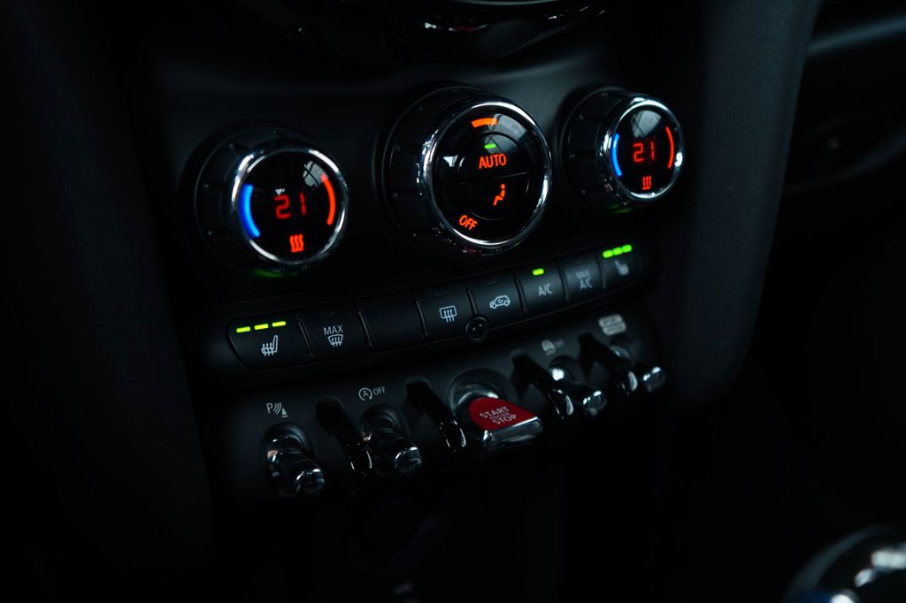 MINI John Cooper Works Cabrio 2022