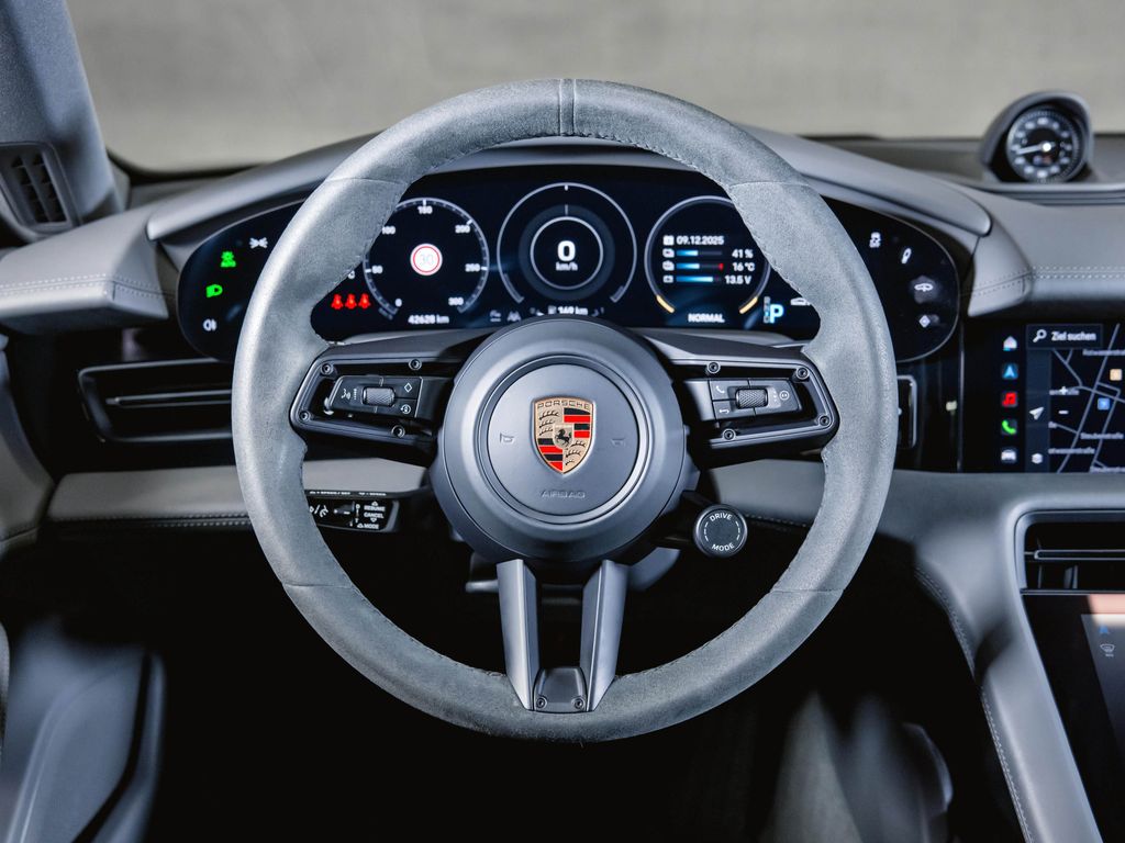 Porsche Taycan 2022