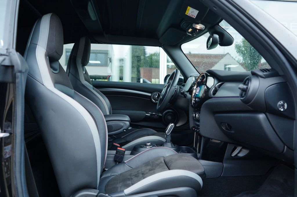 MINI John Cooper Works Cabrio 2022