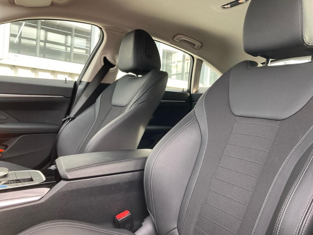 BMW i4 2023