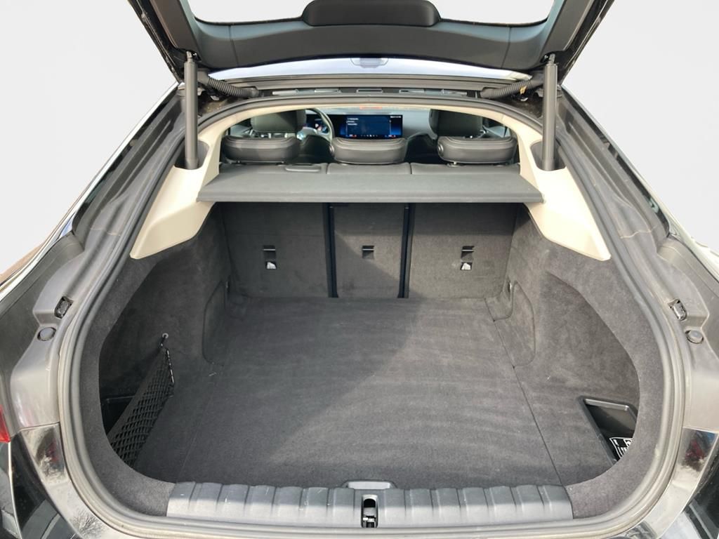 BMW i4 2023