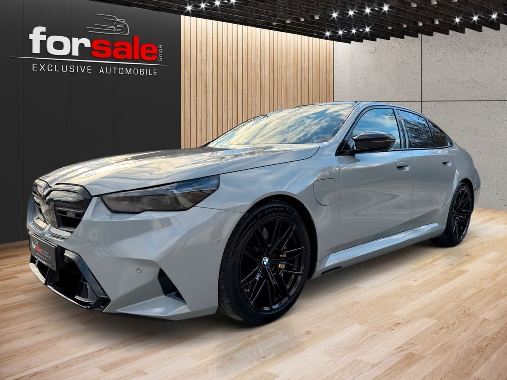 BMW M5 2024