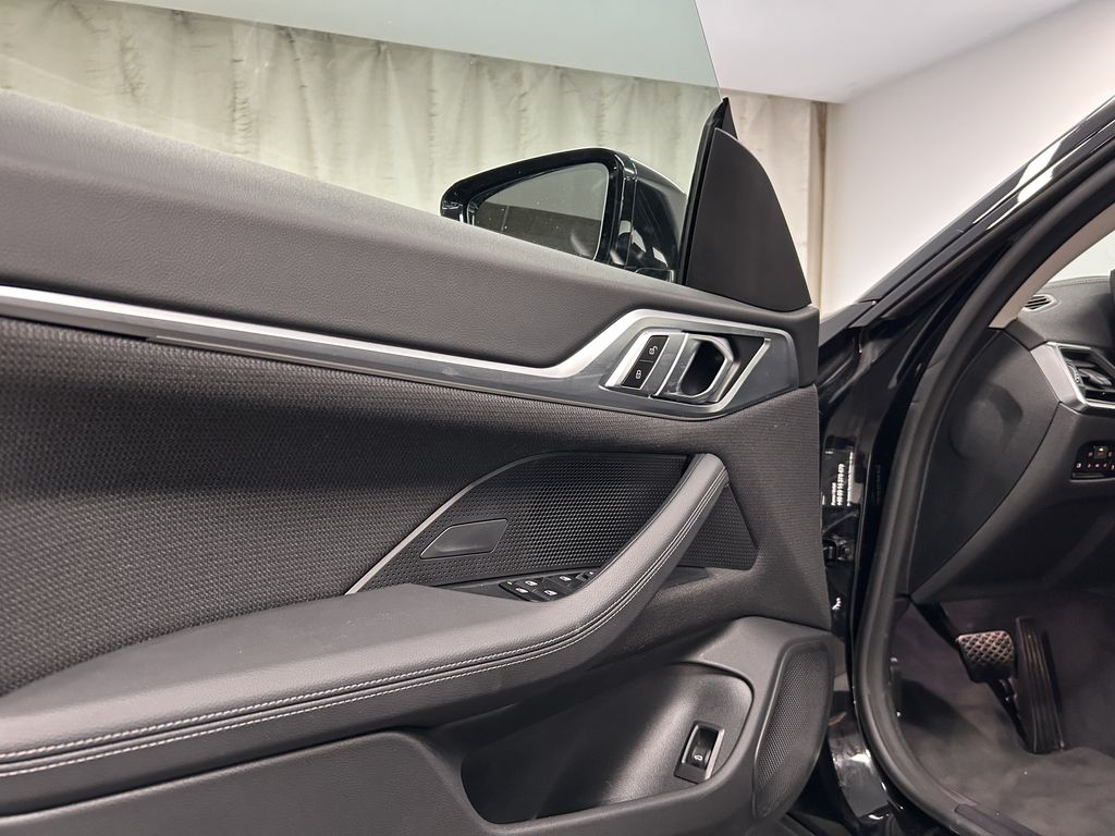 BMW i4 2023