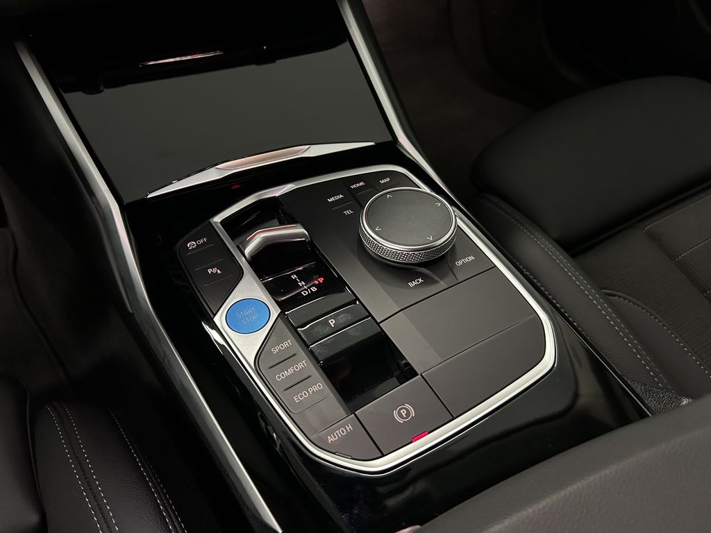 BMW i4 2023